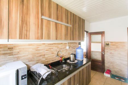 Casa à venda com 80m², 3 quartos e 2 vagasCozinha