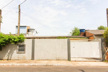 Casa à venda com 80m², 3 quartos e 2 vagasFachada