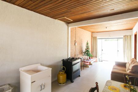 Sala de casa à venda com 3 quartos, 80m² em Niterói, Canoas