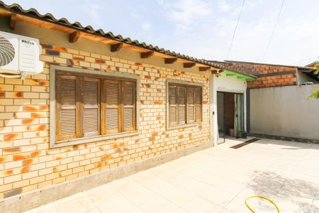 Casa à venda com 80m², 3 quartos e 2 vagasÁrea externa