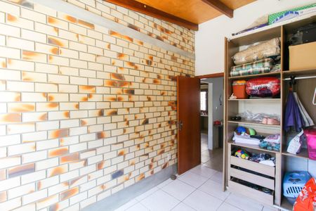 Quarto 1 de casa à venda com 3 quartos, 80m² em Niterói, Canoas