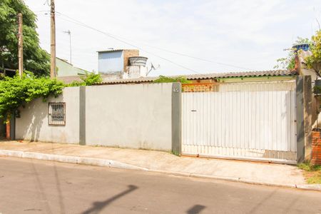Casa à venda com 80m², 3 quartos e 2 vagasFachada