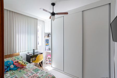 Apartamento à venda com 90m², 3 quartos e 3 vagasQuarto 2