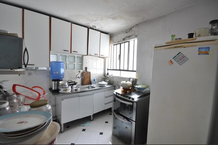 Casa para alugar com 300m², 2 quartos e 4 vagasCozinha