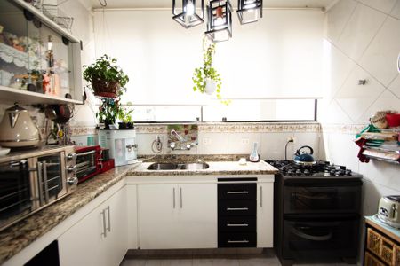 Apartamento à venda com 151m², 3 quartos e 2 vagas Apartamento à venda com 151m², 3 quartos e 2 vagascozinha