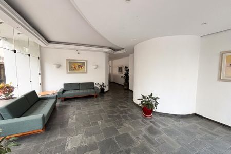 Apartamento à venda com 151m², 3 quartos e 2 vagas Apartamento à venda com 151m², 3 quartos e 2 vagasHall de entrada