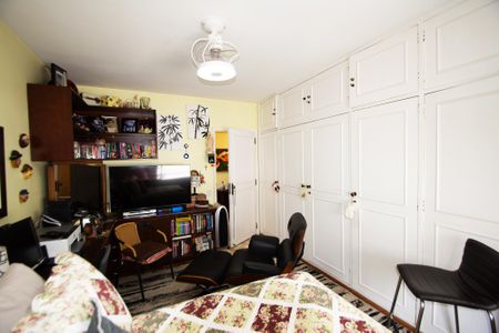 Apartamento à venda com 151m², 3 quartos e 2 vagas Apartamento à venda com 151m², 3 quartos e 2 vagasquarto 2