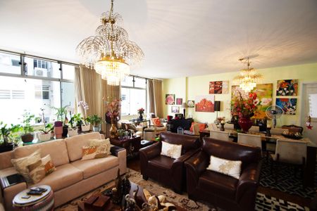 Apartamento à venda com 151m², 3 quartos e 2 vagas Apartamento à venda com 151m², 3 quartos e 2 vagassala de estar