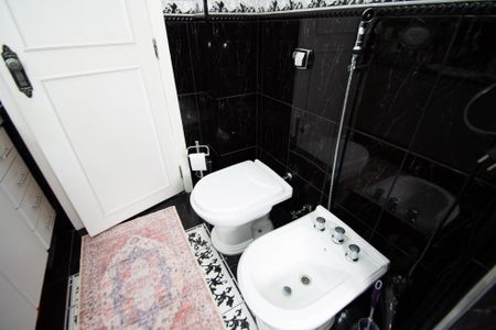 Apartamento à venda com 151m², 3 quartos e 2 vagas Apartamento à venda com 151m², 3 quartos e 2 vagasbanheiro quarto 3