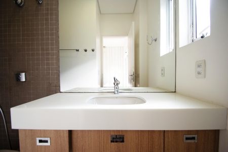 Apartamento para alugar com 157m², 2 quartos e 1 vagaBanheiro da Suíte 1