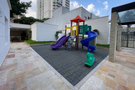 Apartamento à venda com 283m², 2 quartos e 3 vagas Apartamento à venda com 283m², 2 quartos e 3 vagasÁrea comum