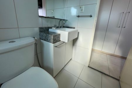 Apartamento à venda com 283m², 2 quartos e 3 vagas Apartamento à venda com 283m², 2 quartos e 3 vagasBanheiro Suíte