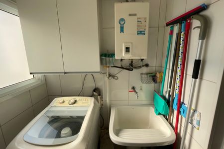 Apartamento à venda com 283m², 2 quartos e 3 vagas Apartamento à venda com 283m², 2 quartos e 3 vagasÁrea de Serviço