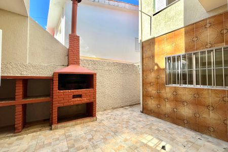 Casa à venda com 280m², 4 quartos e 3 vagas Casa à venda com 280m², 4 quartos e 3 vagasChurrasqueira