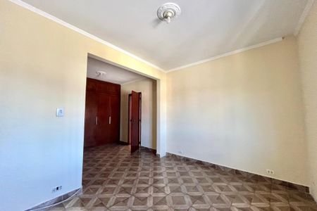 Casa à venda com 280m², 4 quartos e 3 vagas Casa à venda com 280m², 4 quartos e 3 vagasSuite 1
