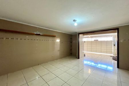 Casa à venda com 280m², 4 quartos e 3 vagas Casa à venda com 280m², 4 quartos e 3 vagasGaragem