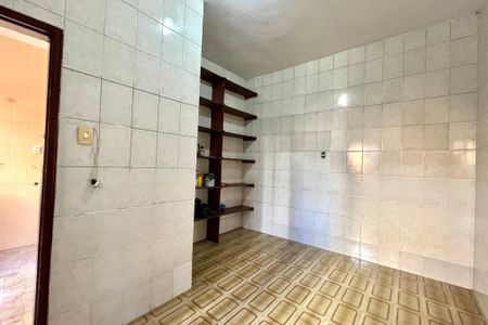 Casa à venda com 280m², 4 quartos e 3 vagas Casa à venda com 280m², 4 quartos e 3 vagasQuarto de Serviço