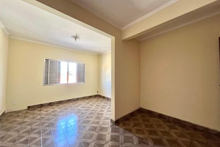 Casa à venda com 280m², 4 quartos e 3 vagas Casa à venda com 280m², 4 quartos e 3 vagasSuite 1