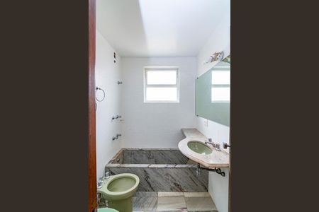 Apartamento para alugar com 100m², 3 quartos e 2 vagasBanheiro Social