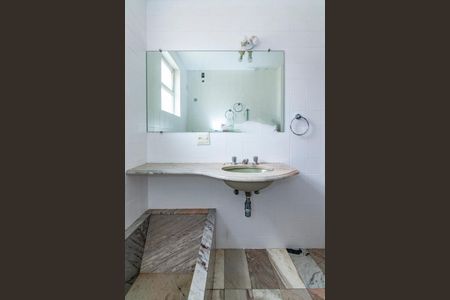 Apartamento para alugar com 100m², 3 quartos e 2 vagasBanheiro Social