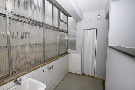 Apartamento à venda com 87m², 2 quartos e 1 vagaÁrea de Serviço