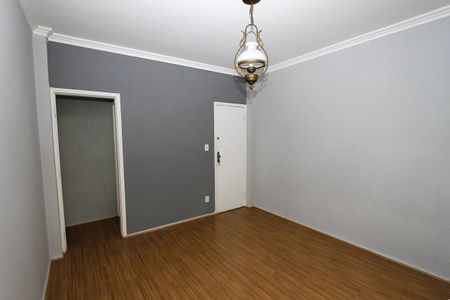 Apartamento à venda com 87m², 2 quartos e 1 vagaSala