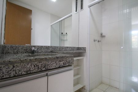 Apartamento à venda com 83m², 3 quartos e 1 vagaBanheiro da suíte 3