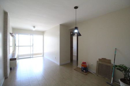 Apartamento à venda com 83m², 3 quartos e 1 vagaSala