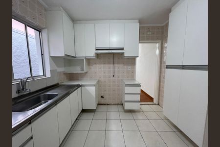 Casa à venda com 150m², 3 quartos e 2 vagasCozinha