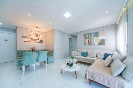 Sala de apartamento para alugar com 2 quartos, 75m² em Campestre, Santo André