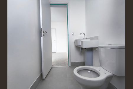 Apartamento à venda com 119m², 3 quartos e 2 vagas Apartamento à venda com 119m², 3 quartos e 2 vagasBanheiro da Suíte 1