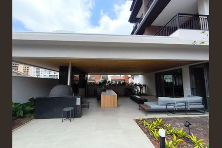Apartamento à venda com 119m², 3 quartos e 2 vagas Apartamento à venda com 119m², 3 quartos e 2 vagasChurrasqueira