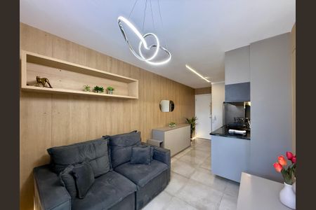 Sala  de apartamento à venda com 1 quarto, 38m² em Campo Belo, São Paulo