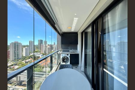 Apartamento para alugar com 38m², 1 quarto e 1 vagaSacada