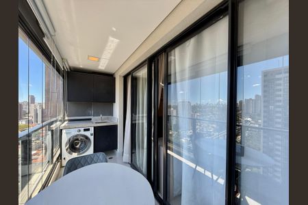 Apartamento para alugar com 38m², 1 quarto e 1 vagaSacada