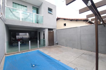 Casa para alugar com 180m², 3 quartos e 7 vagasPiscina