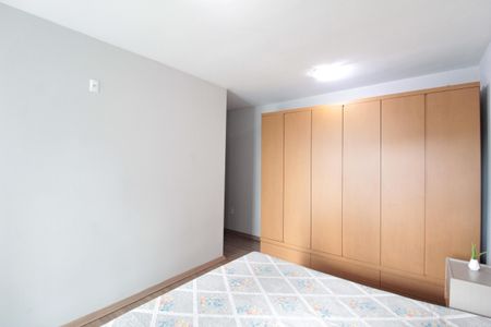 Casa para alugar com 180m², 3 quartos e 7 vagasSuite