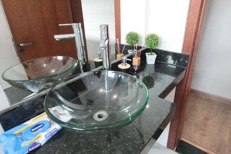 Casa para alugar com 180m², 3 quartos e 7 vagasBanheiro Social