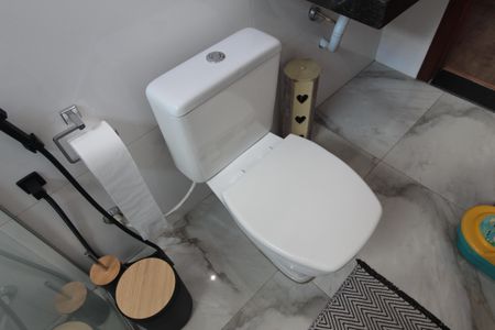 Casa para alugar com 180m², 3 quartos e 7 vagasBanheiro Social