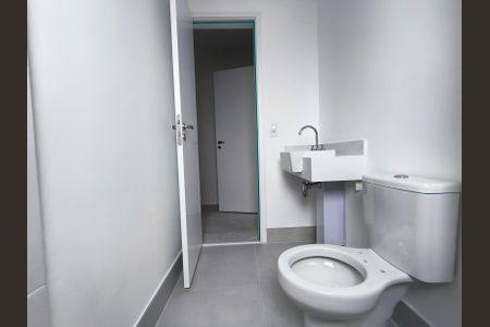 Apartamento à venda com 78m², 2 quartos e 1 vaga Apartamento à venda com 78m², 2 quartos e 1 vagaBanheiro da Suíte 2