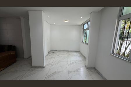 Apartamento à venda com 2 quartos, 60m² em Padre Eustáquio, Belo Horizonte
