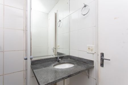Apartamento para alugar com 49m², 2 quartos e 1 vaga Apartamento para alugar com 49m², 2 quartos e 1 vagaBanheiro