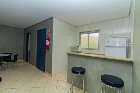 Apartamento para alugar com 49m², 2 quartos e 1 vaga Apartamento para alugar com 49m², 2 quartos e 1 vagaSalão de Festas