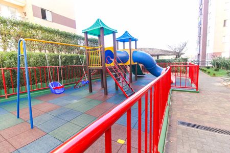 Apartamento para alugar com 49m², 2 quartos e 1 vaga Apartamento para alugar com 49m², 2 quartos e 1 vagaÁrea comum - Playground