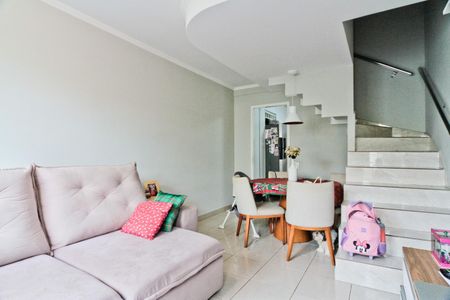 Sala de casa de condomínio para alugar com 2 quartos, 70m² em Jardim Felicidade (zona Oeste), São Paulo