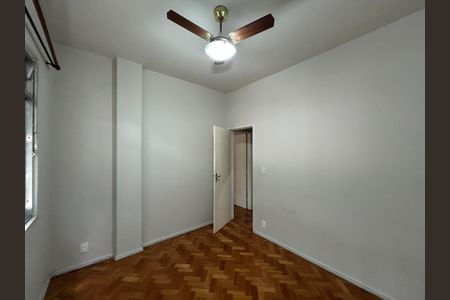 Apartamento à venda com 66m², 2 quartos e 1 vagaQuarto 1
