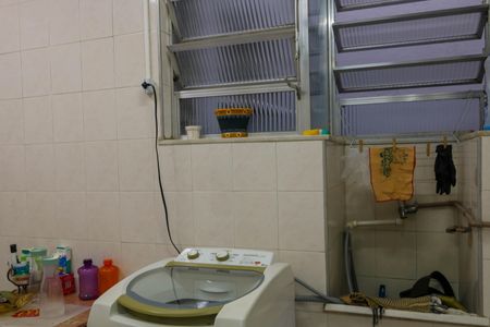 Apartamento à venda com 66m², 2 quartos e 1 vagaÁrea de Serviço