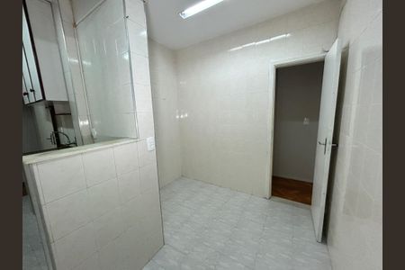 Apartamento à venda com 66m², 2 quartos e 1 vagaÁrea de Serviço