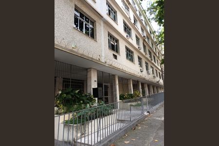 Apartamento à venda com 66m², 2 quartos e 1 vagaFachada