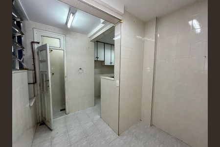 Apartamento à venda com 66m², 2 quartos e 1 vagaÁrea de Serviço